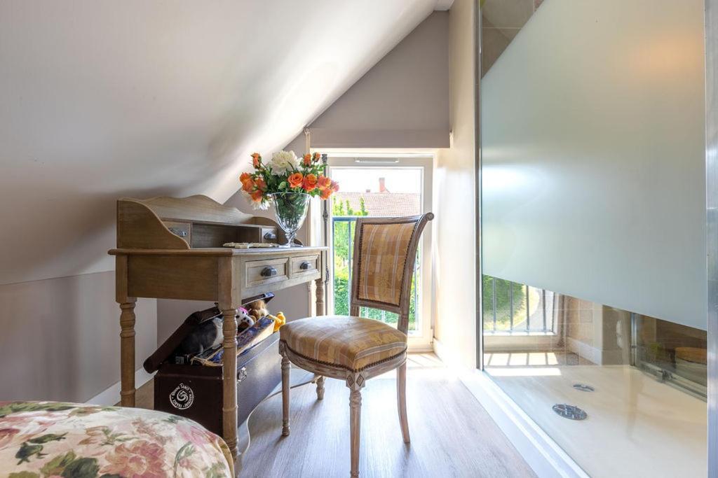 Le Clos Des Roses Chambres Et Tables D Hotes Meusnes Kültér fotó